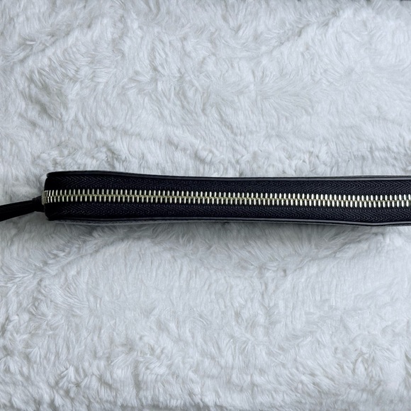 Louis Vuitton Clémence Wallet - Picture 2 of 10